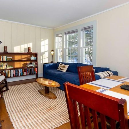 Quintessential Vt Cottage In Manchester Village エクステリア 写真